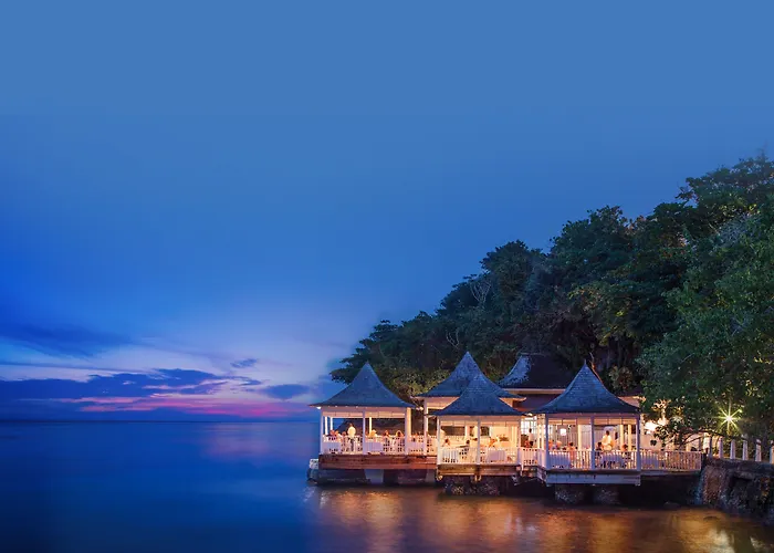 Resort Couples Tower Isle (adults Only)