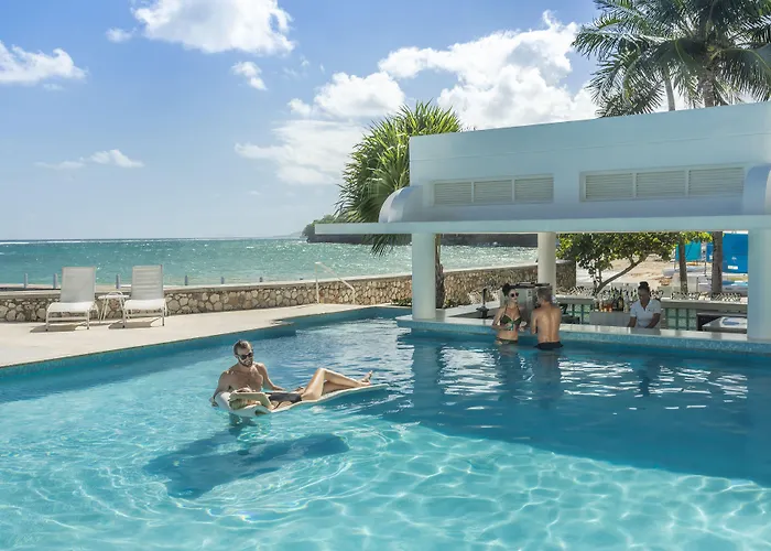 Couples Tower Isle (adults Only) 4*
